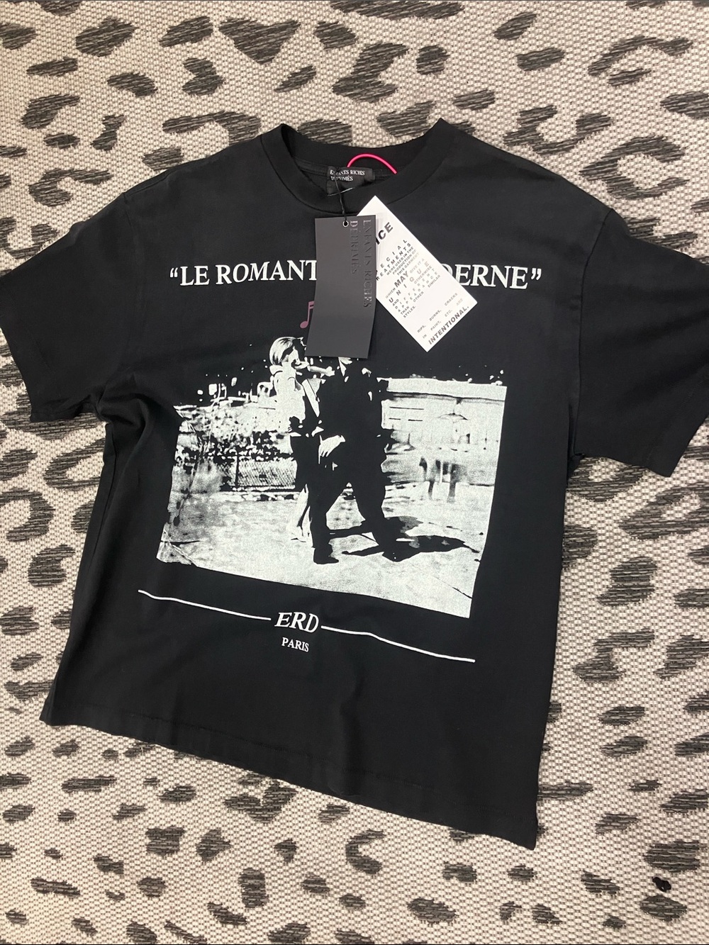 Le Romant Moderne Black Graphic Short-Sleeve Tee